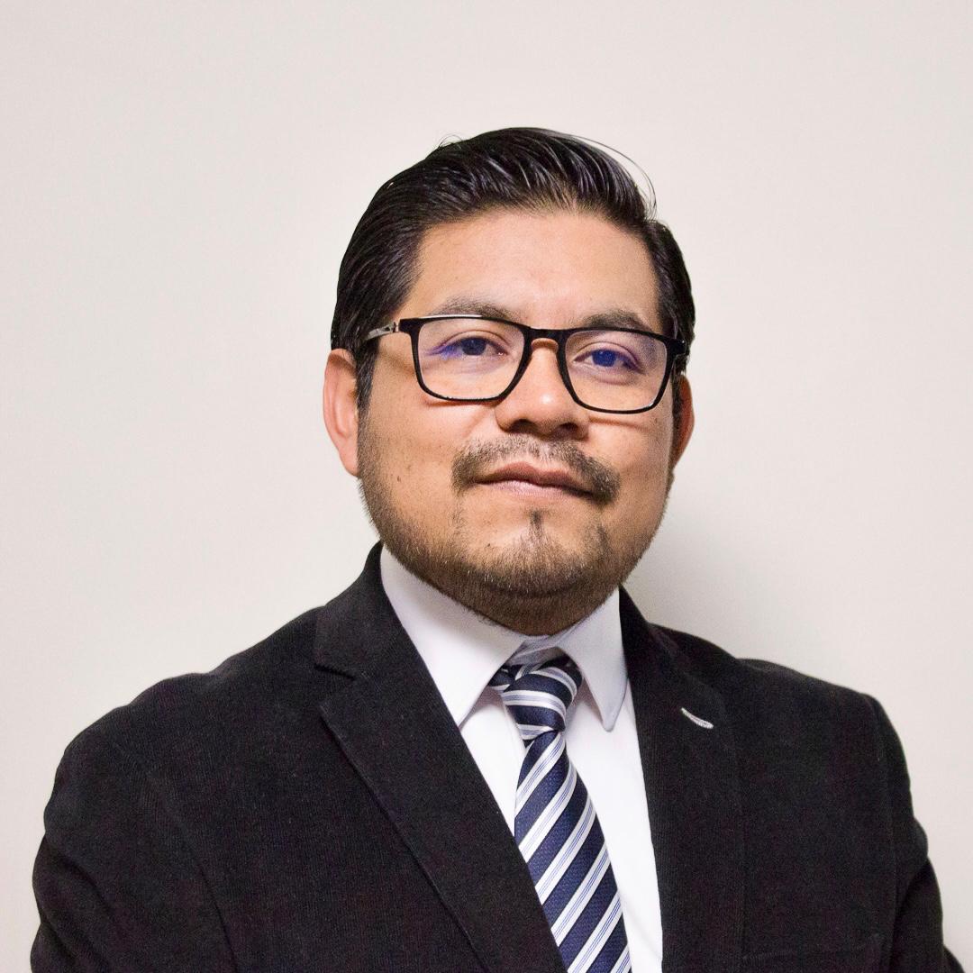 Dr. Ernesto Zambrano